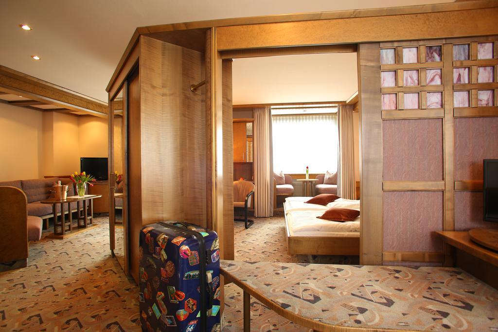 Hotel Brielhof Хехинген Экстерьер фото